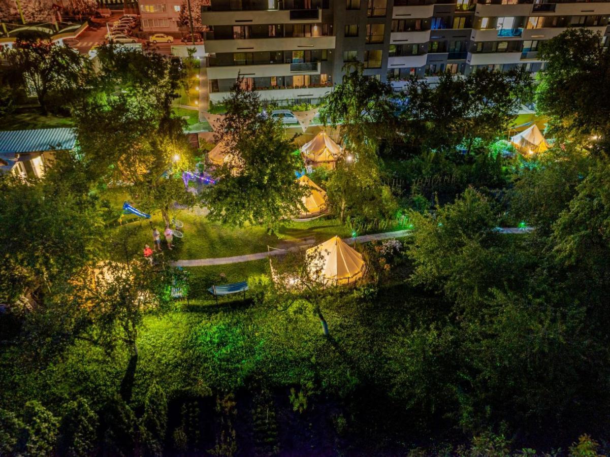 Dragonfly Gardens Urban Glamping Luxuszelt