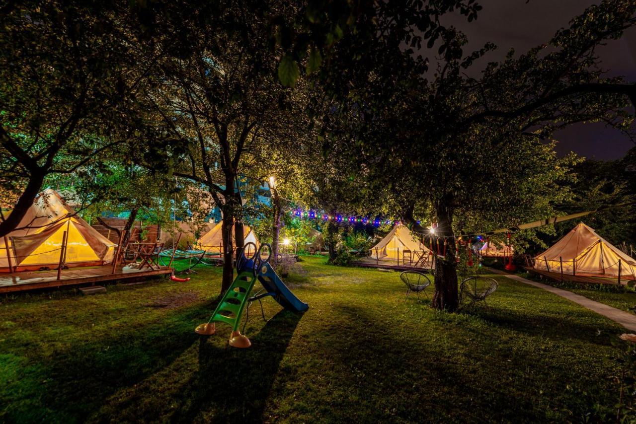 Dragonfly Gardens Urban Glamping *